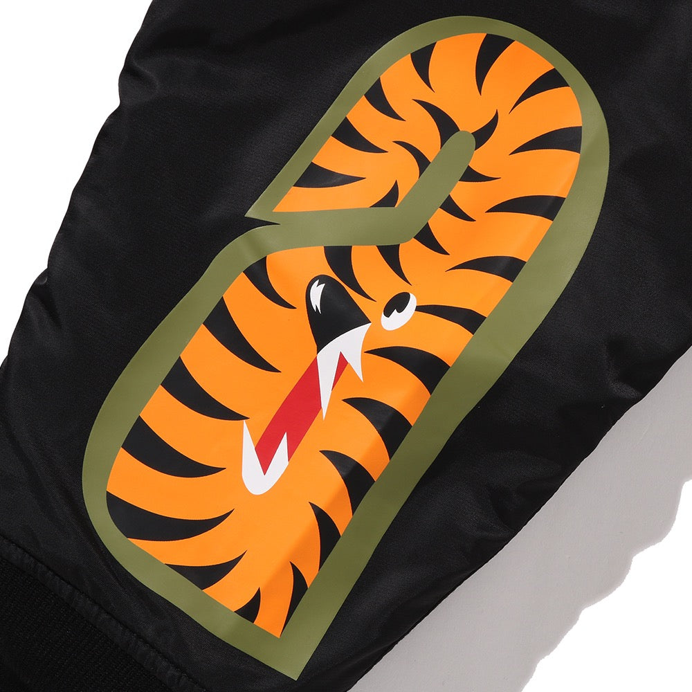 샤크 MA-1(M) BLACK