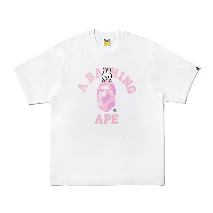 BAPE X STRAYKIDS LEEBIT 콜리지 티셔츠(M) WHITE