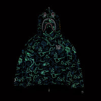 BAPE X 88RISING 글로우 인 더 다크 카모 샤크 풀 집 후드(M) BLUE