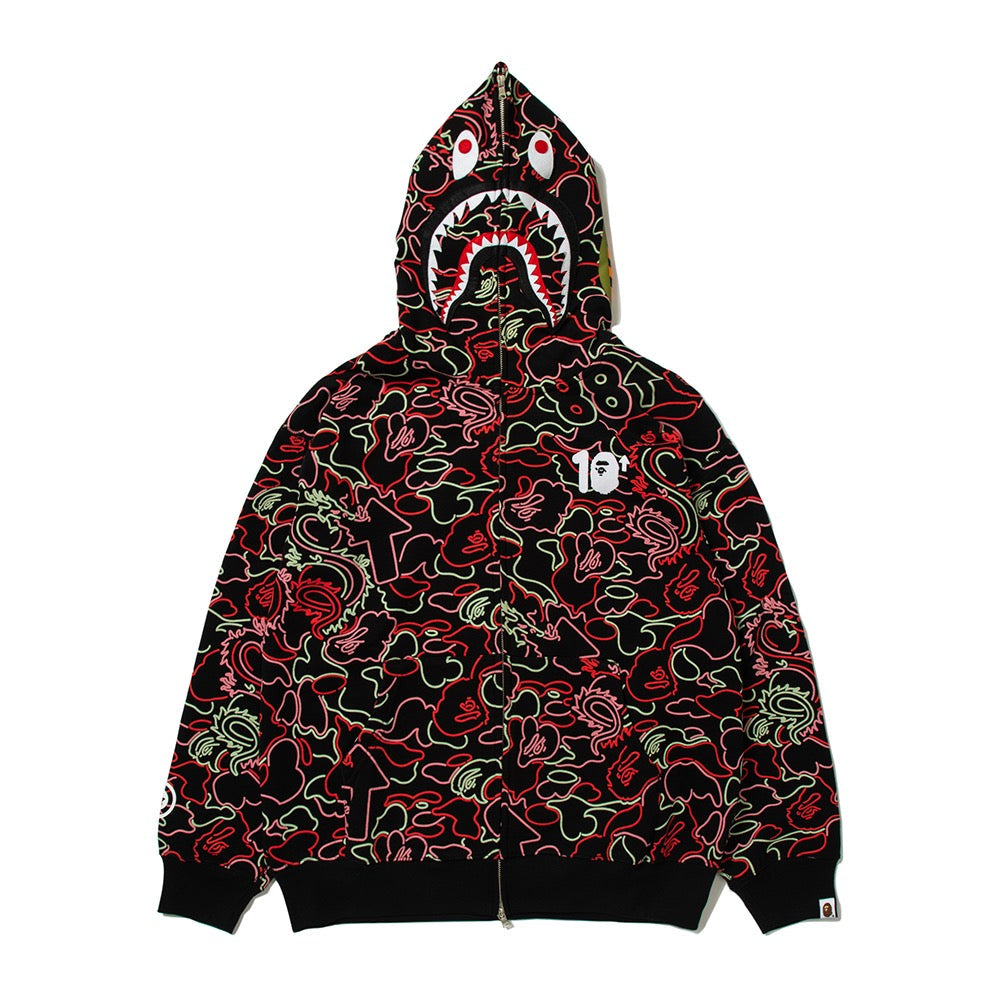 BAPE X 88RISING 글로우 인 더 다크 카모 샤크 풀 집 후드(M) RED
