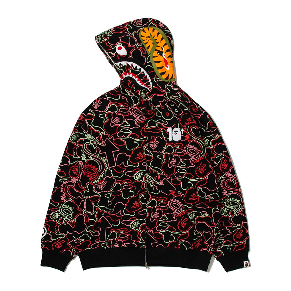 BAPE X 88RISING 글로우 인 더 다크 카모 샤크 풀 집 후드(M) RED