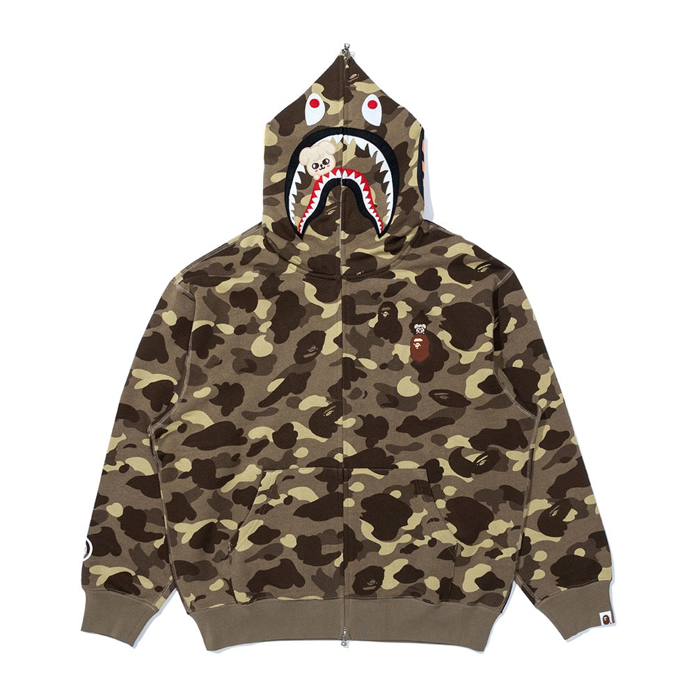 BAPE X STRAYKIDS PUPPYM 샤크 풀 집 후드(M) BEIGE