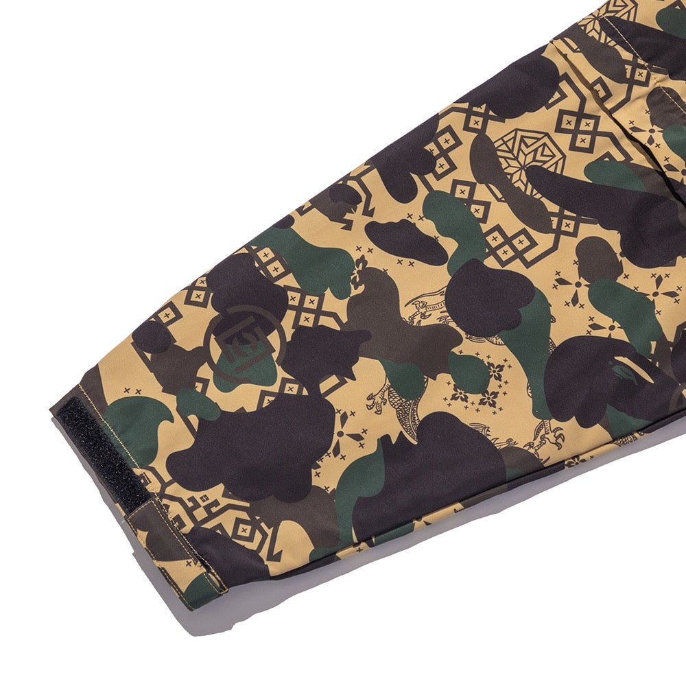 BAPE X CLOT 카모 슬리브 디테처블 레인 자켓(M) YELLOW