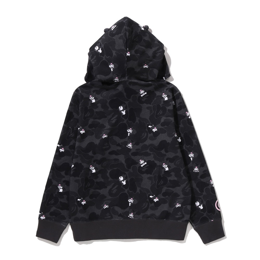 BAPE X KUROMI 카모 풀 집 후드(W) BLACK