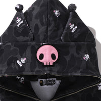 BAPE X KUROMI 카모 풀 집 후드(W) BLACK